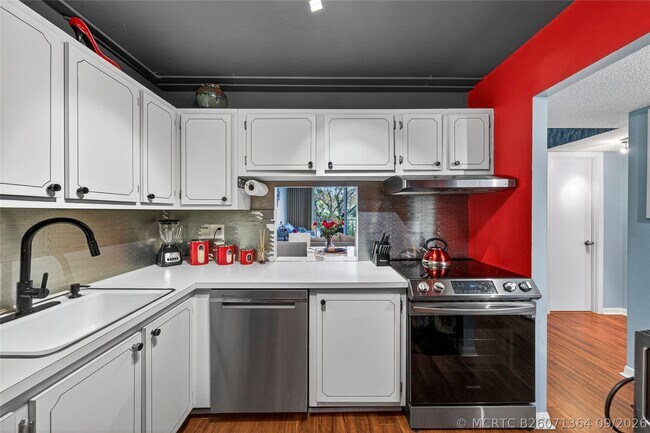 Photo - 1800 N Andrews Ave Unit 2F