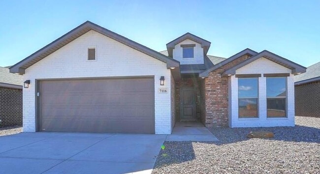 Building Photo - 7116 E County Rd 99
