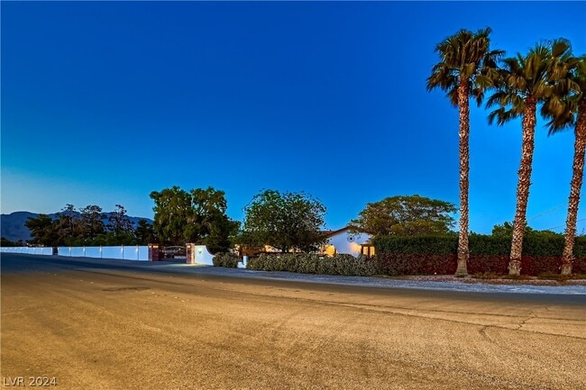 Photo - 6400 Dorrell Ln Casa