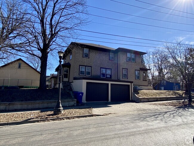 Building Photo - 1817 Englewood Ave Rental
