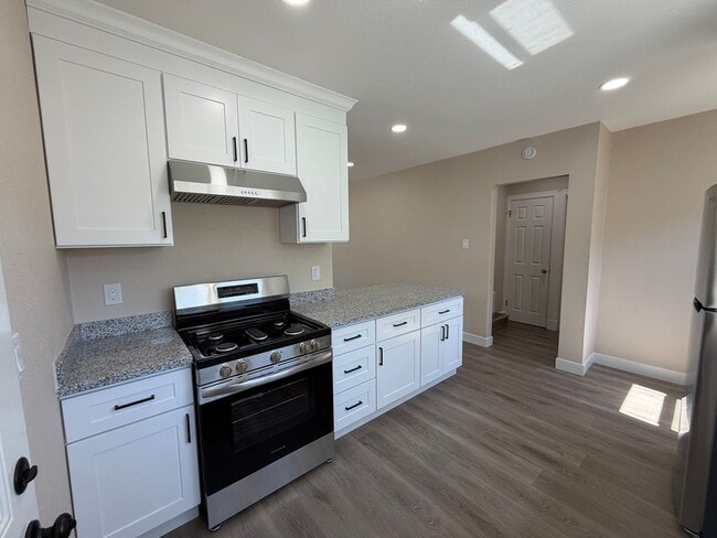 Photo - 1225 Pine St
