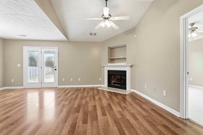 Photo - 3BR Home Walkable to Downtown Zebulon with Fenced Yard