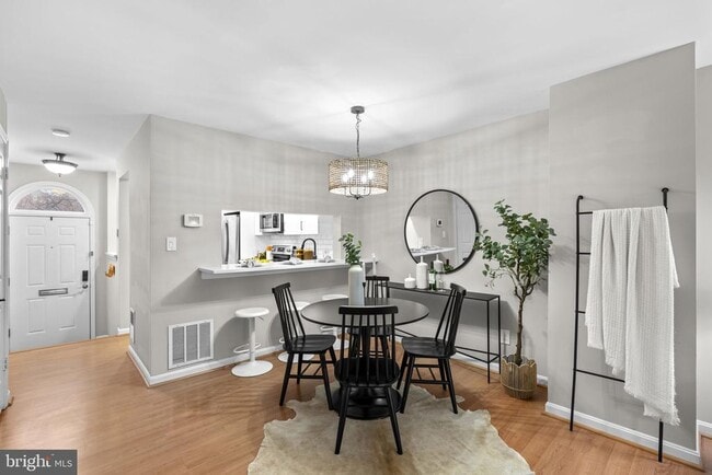 Photo - 1305 S Potomac St