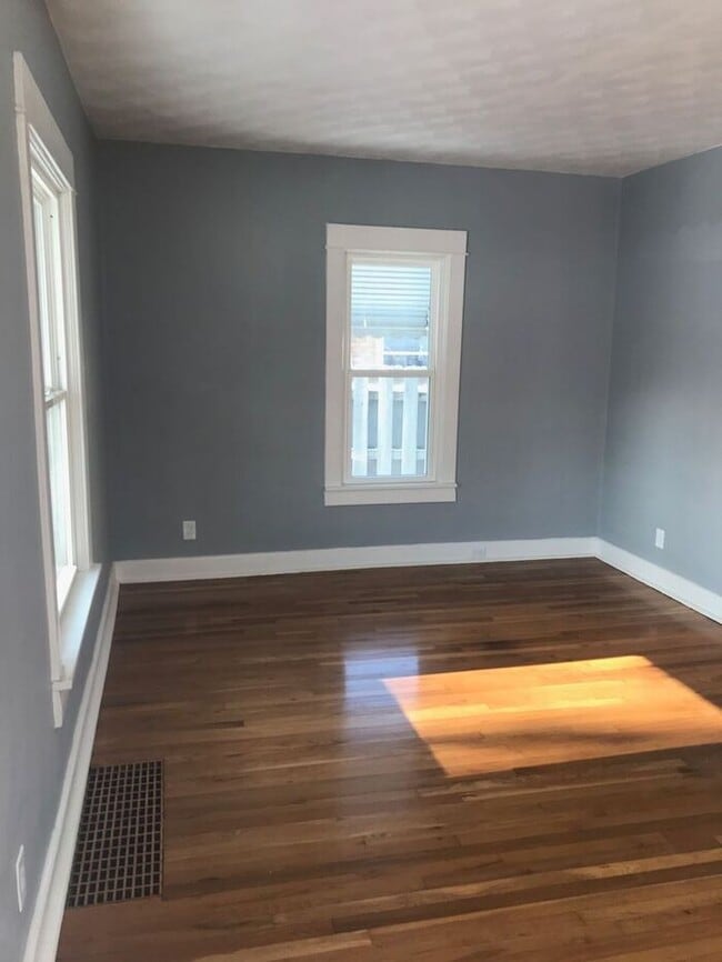 Photo - GREAT LOCATION! ADORABLE HOME!!