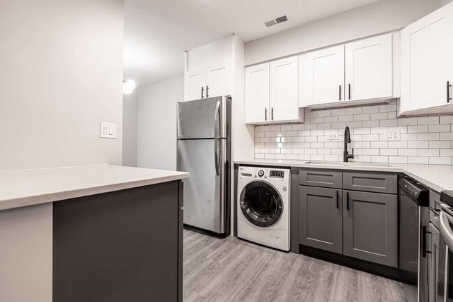 Photo - Grand Park Apartments