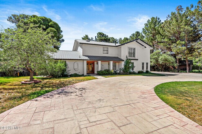 Photo - 5109 Memory Dr House