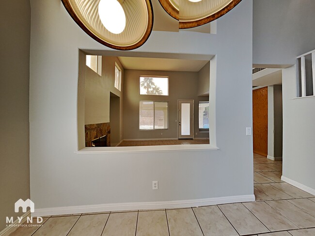 Photo - 245 Farlin Cir