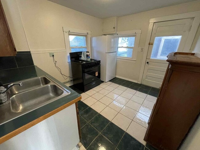 Photo - 218 N 15th St Unit Apt 1