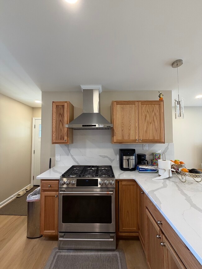 Photo - 6524 Greenleaf St