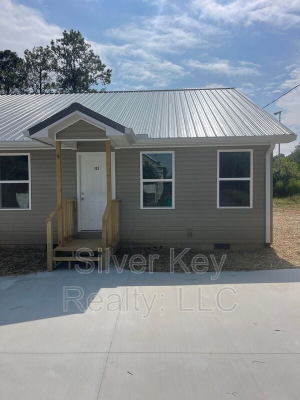 Photo - 129-131 Cardin Street