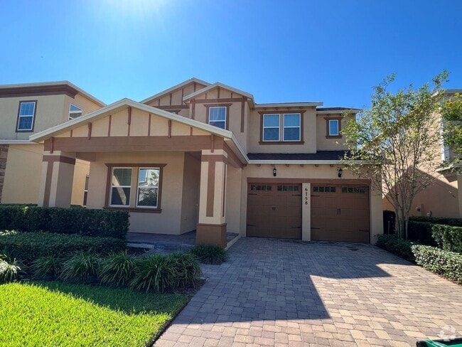 Building Photo - 5 Bedroom 3.5 Bathroom Family Home at Wind...