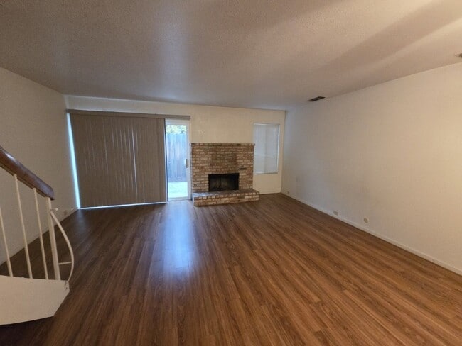 Photo - Cozy, Quiet Condo