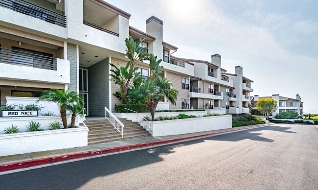 220 Nice Ln Unidad 206