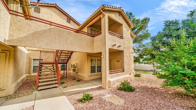 Building Photo - 520 Arrowhead Trail