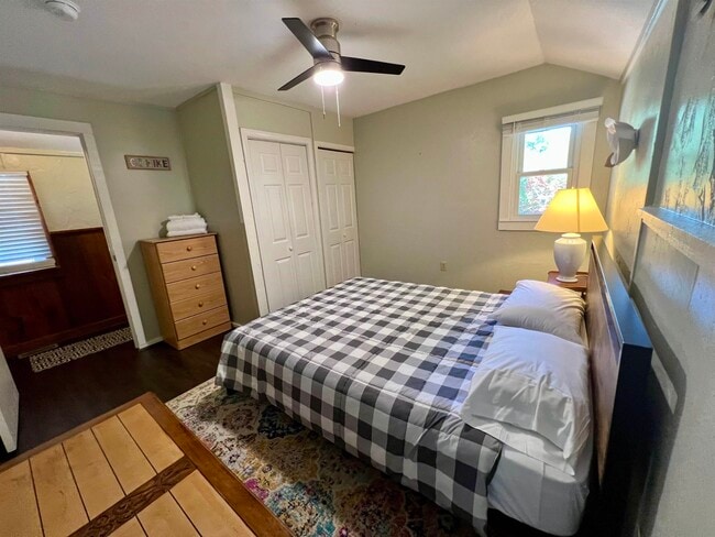 Photo - 12-24 Northport Ter