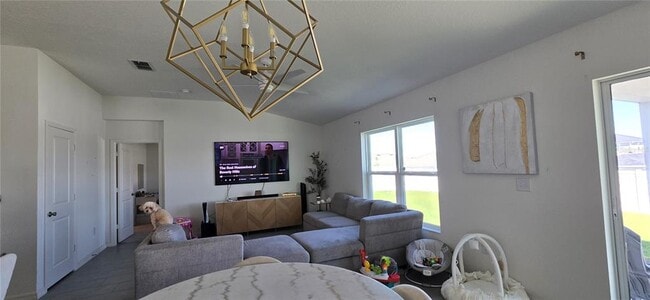 Photo - 1446 Geranium Dr