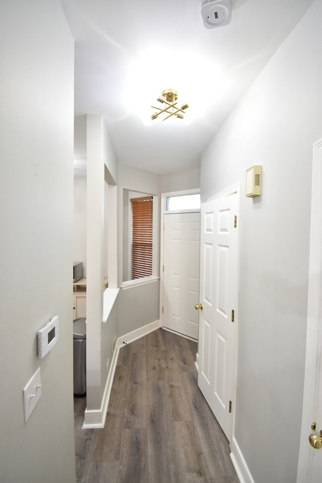 Photo - 5618 Elizabeth Pl