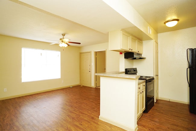 Photo - Bellaire Silk