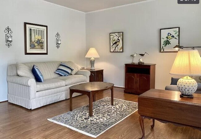 Photo - 9429 Greenhill Ct