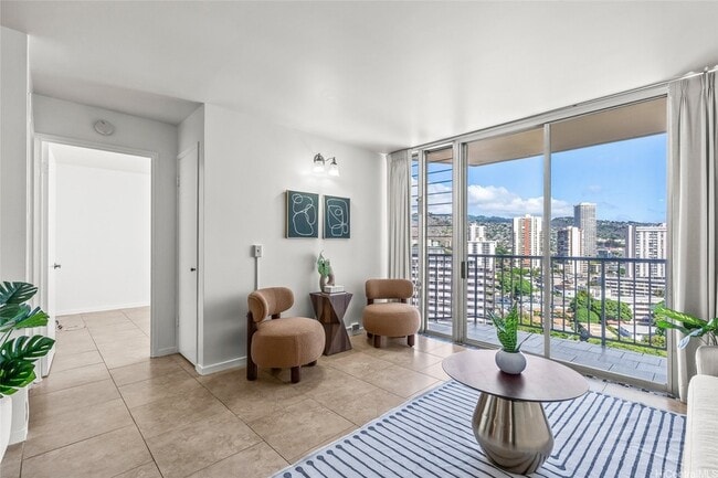 Photo - 2474 Kapiolani Blvd