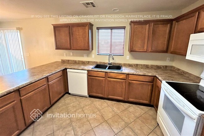 Photo - 6707 W Desert Ln