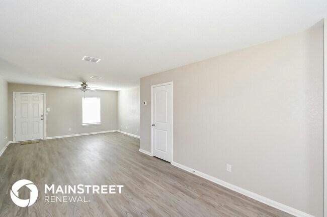 3103 Begonia Bend