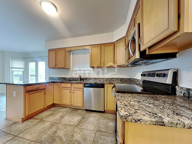 Photo - 2113 Lynwood Pl