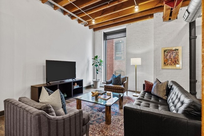 Building Photo - Peper Lofts @ Laclede's Landing Unit 6K