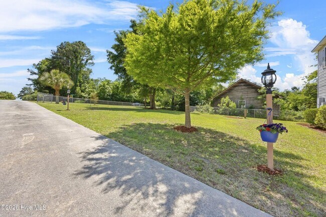 141 Sherrill Loop Rd