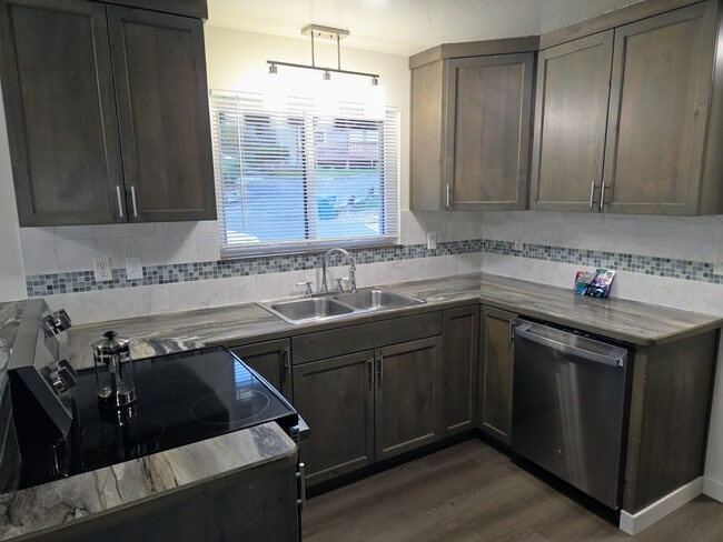 Photo - 2118 S Roosevelt St