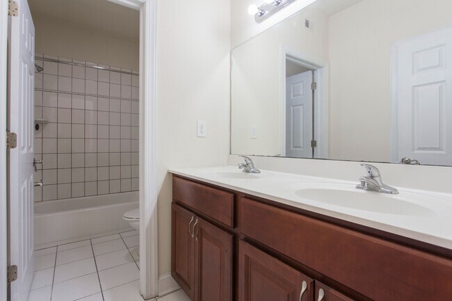 Photo - 1935 N 7th St Unit 3