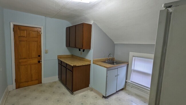 Photo - 1893 Jefferson St Unit 2