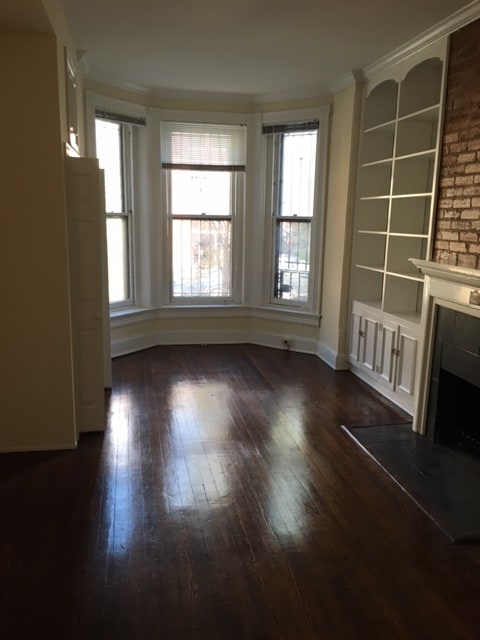 Photo - 2104 O St NW