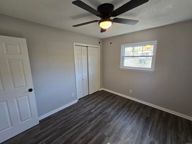 Photo - 7518 Twin Oaks Rd