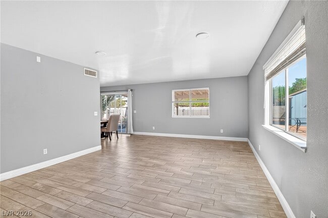 Building Photo - 7520 Bowles Dr