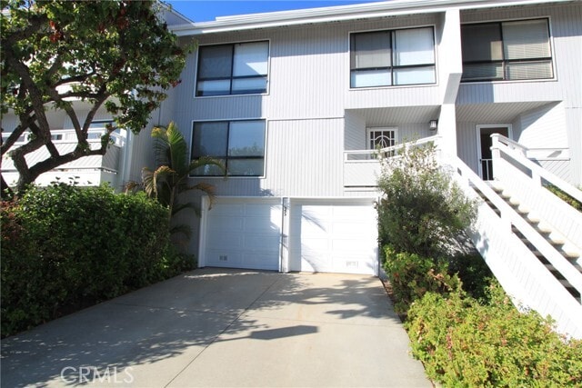 Photo - 25 Escapade Ct Townhome