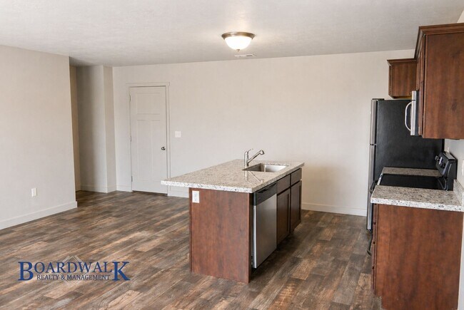 Photo - Large Herriman 3 Bed 2 Bath Town Home!