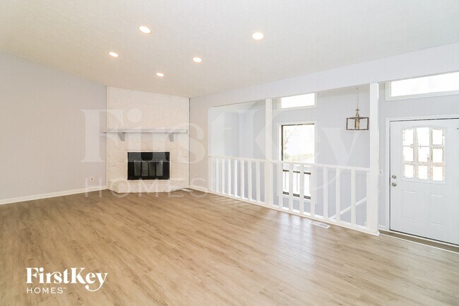 Photo - 2039 Bascomb Carmel Rd