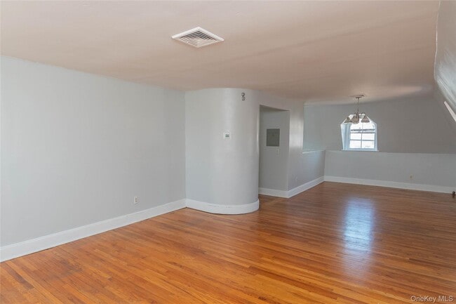 Photo - 266 Grand St Unit 3