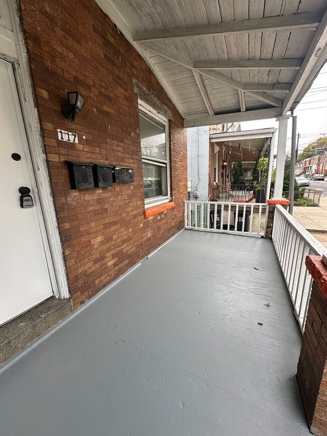 Photo - 117 N Front St Unidad 1