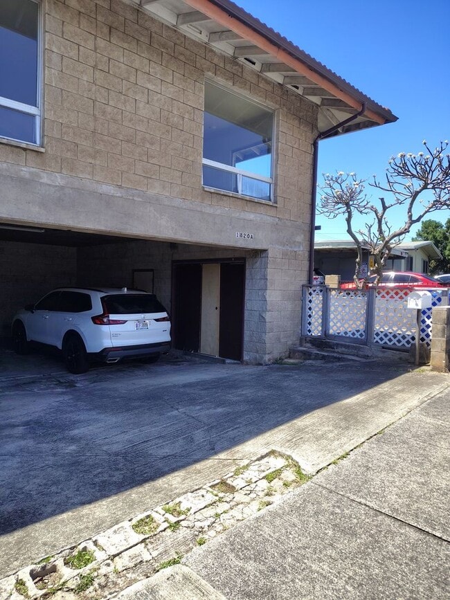 Photo - 1820MAKU Unit A2