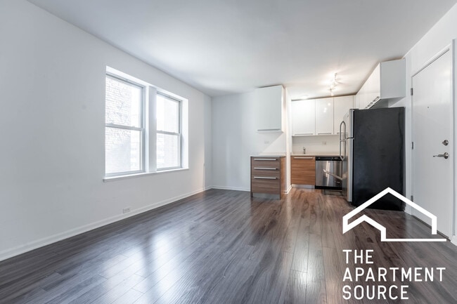 Building Photo - 925 W Carmen Ave Unit 2E