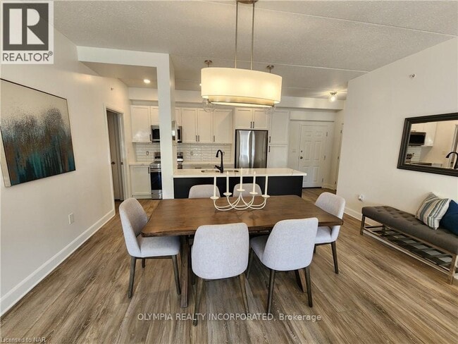 Photo - 5629 Swayze Dr Unité A301