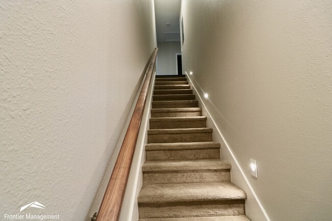 Photo - 1222 Bertrand St