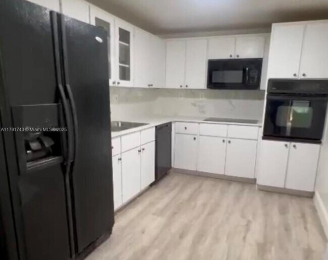 Photo - 2 bedroom in North miami Beach FL 33179