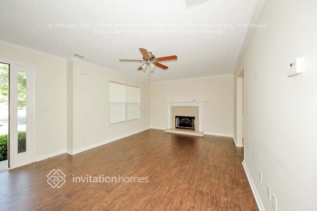 Photo - 4377 Shoreside Cir SW