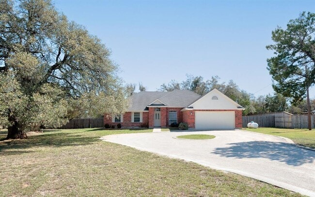 Photo - 141 Comanche Trail