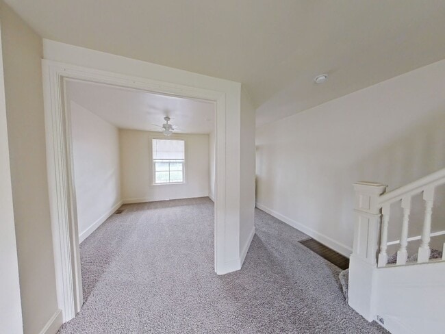 Photo - 3 Bedroom Single Family Home in Harrisburg!