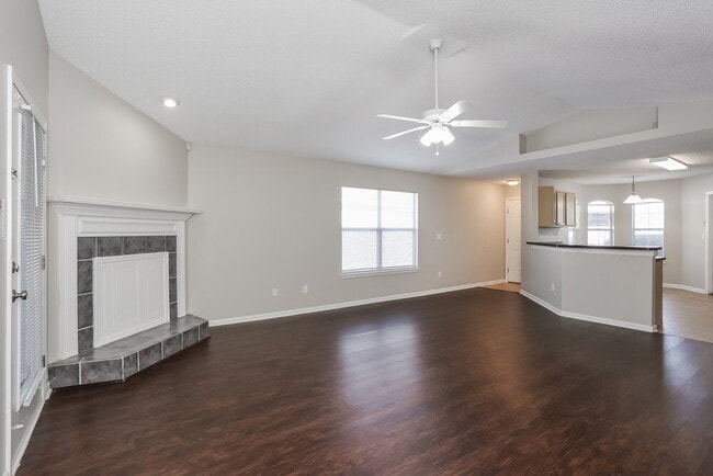 Photo - 4506 Deer Valley Dr