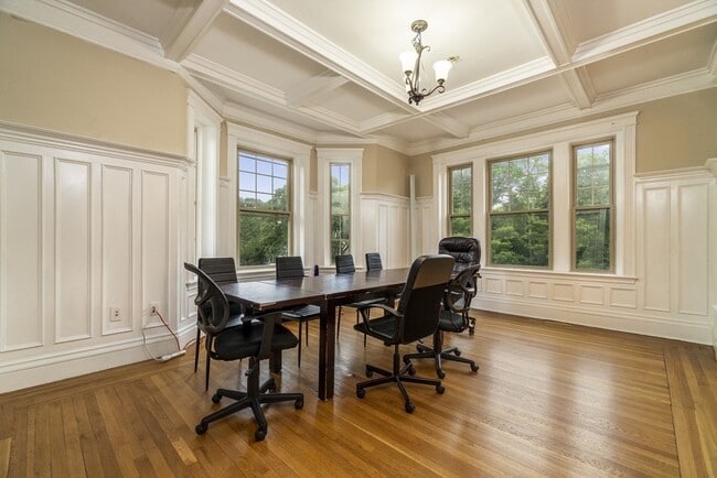 Photo - 481 Boylston St Unit 3